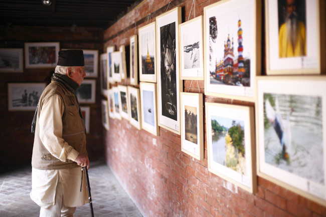 https://archive.nepalitimes.com/assets/uploads/gallery/3a0bc-Photo-exhibiotn-at-Patan-Museum.jpg