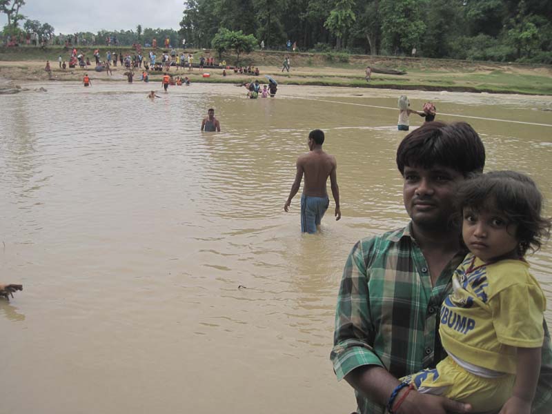 https://archive.nepalitimes.com/assets/uploads/gallery/3d565-father-daughter-tufan-fb.jpg