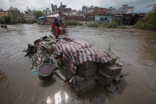 https://archive.nepalitimes.com/assets/uploads/gallery/4c452-flood-bagmati.jpg