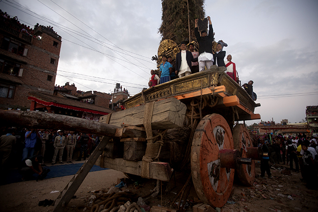 https://archive.nepalitimes.com/assets/uploads/gallery/81715-rato-machhindranath.jpg