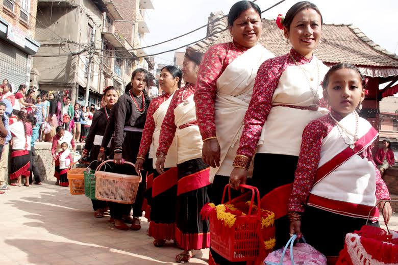 https://archive.nepalitimes.com/assets/uploads/gallery/ac02f-newari-ladies.jpg