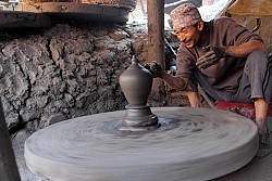https://archive.nepalitimes.com/image.php?&width=250&image=/assets/uploads/gallery/bb9b7-clay-pot.jpg