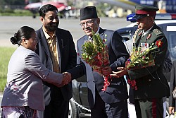 https://archive.nepalitimes.com/image.php?&width=250&image=/assets/uploads/gallery/e8d78-Prachanda-returns-from-India-visit.jpg