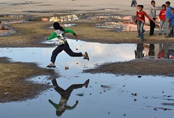 https://archive.nepalitimes.com/image.php?&width=250&image=/assets/uploads/gallery/22f73-06-small.jpg