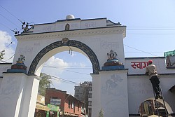 https://archive.nepalitimes.com/image.php?&width=250&image=/assets/uploads/gallery/3153b-A-man-paints-Patan-Dhoka.jpg