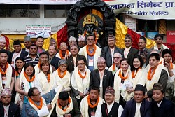 https://archive.nepalitimes.com/image.php?&width=250&image=/assets/uploads/gallery/32e17-laitpur_festival.JPG