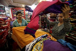 https://archive.nepalitimes.com/image.php?&width=250&image=/assets/uploads/gallery/3392a-Festival-sale-in-New-Road.jpg