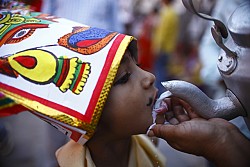 https://archive.nepalitimes.com/image.php?&width=250&image=/assets/uploads/gallery/638ba-12132121.jpg