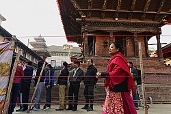 https://archive.nepalitimes.com/image.php?&width=250&image=/assets/uploads/gallery/6866c-basantapur-ryan.jpg