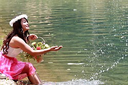 https://archive.nepalitimes.com/image.php?&width=250&image=/assets/uploads/gallery/74d12-1433830486799_Pro_Ktm_Godwari-kunda-ma-sundari--2-.jpg