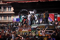 https://archive.nepalitimes.com/image.php?&width=250&image=/assets/uploads/gallery/77ae3-holi.jpg