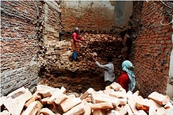 https://archive.nepalitimes.com/image.php?&width=250&image=/assets/uploads/gallery/8959e-Ap-25-1.JPG