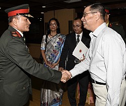 https://archive.nepalitimes.com/image.php?&width=250&image=/assets/uploads/gallery/9c2f2-bangladesh-army-chief.jpg