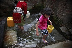 https://archive.nepalitimes.com/image.php?&width=250&image=/assets/uploads/gallery/a2940-dhungedhara.jpg