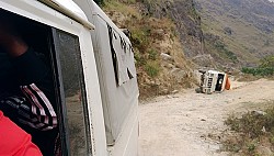 https://archive.nepalitimes.com/image.php?&width=250&image=/assets/uploads/gallery/bdb19-jeep-turn.jpg
