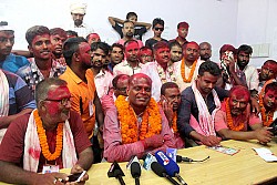 https://archive.nepalitimes.com/image.php?&width=250&image=/assets/uploads/gallery/d1053-Birganj-mayor.jpg